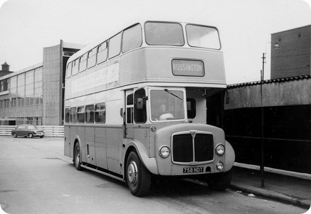 Blue Ensign - AEC Regent V - 758 NDT