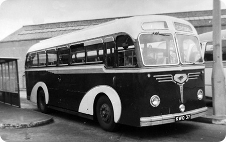 Highland Omnibuses Ltd - Guy Arab UF - KWO 37 - K47