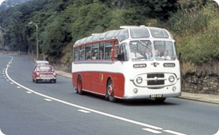 Ellen Smith's Tours - Leyland Worldmaster - SDK 442